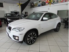 BMW X6 3.0 X DRIVE 35I COUPÉ 6 CILINDROS 24V GASOLINA 4P AUTOMÁTICO 2011/2011 BMW X6 3.0 X DRIVE 35I COUPÉ 6 CILINDROS 24V GASOLINA 4P AUTOMÁTICO 2011/2011