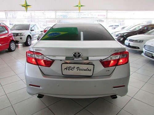 TOYOTA Camry 3.5 XLE V6 24V GASOLINA 4P AUTOMÁTICO 2013/2013