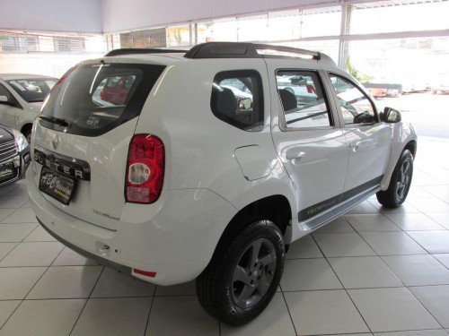 RENAULT Duster 2.0 TECH ROAD II 4X2 16V FLEX 4P AUTOMÁTICO 2014/2015