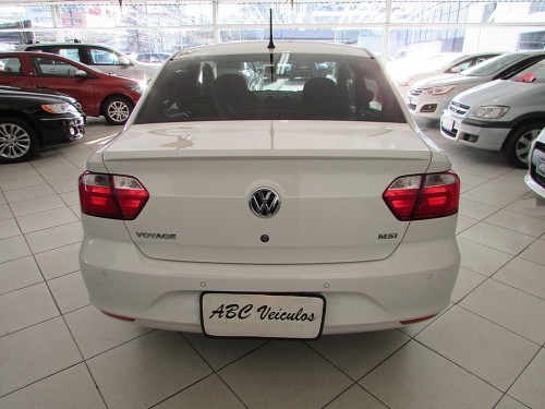 VOLKSWAGEN VOYAGE 1.6 MI COMFORTLINE 8V TOTAL FLEX 4P MANUAL 2015/2016