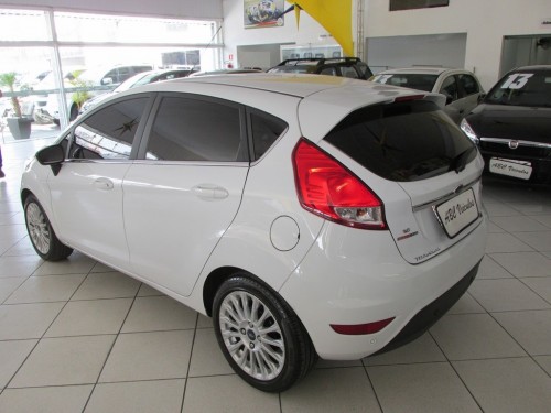 FORD Fiesta 1.6 TITANIUM HATCH 16V FLEX 4P POWERSHIFT 2015/2016