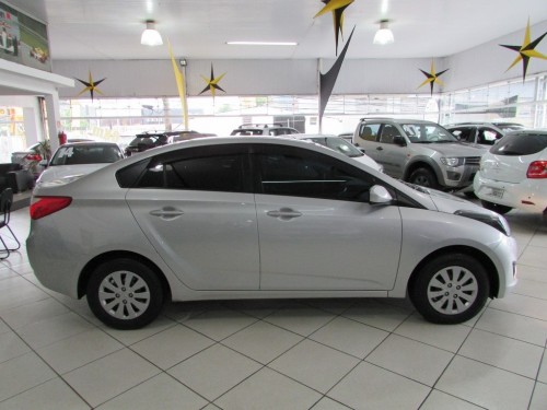 HYUNDAI HB20S 1.6 COMFORT PLUS 16V FLEX 4P AUTOMÁTICO 2014/2015