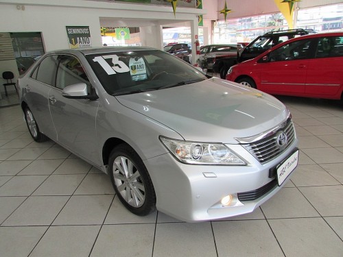TOYOTA Camry 3.5 XLE V6 24V GASOLINA 4P AUTOMÁTICO 2013/2013