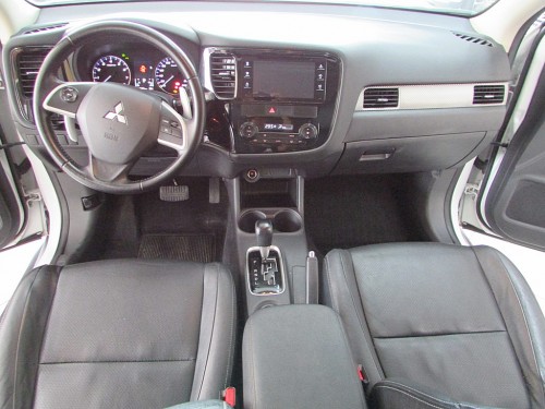 MITSUBISHI OUTLANDER 2.0 16V GASOLINA 4P AUTOMÁTICO 2014/2015