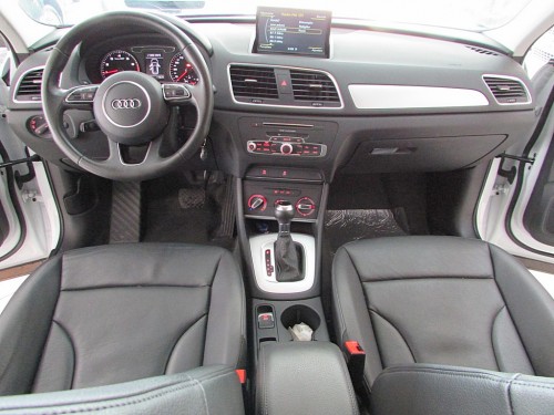 AUDI Q3 1.4 TFSI ATTRACTION GASOLINA 4P S TRONIC 2016/2017