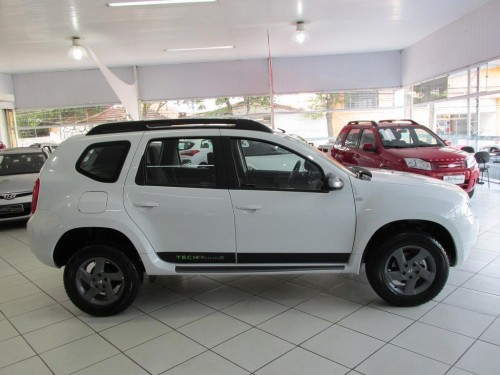 RENAULT Duster 2.0 TECH ROAD II 4X2 16V FLEX 4P AUTOMÁTICO 2014/2015