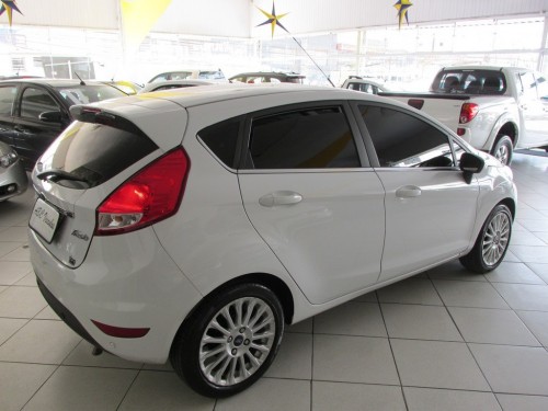 FORD Fiesta 1.6 TITANIUM HATCH 16V FLEX 4P POWERSHIFT 2015/2016