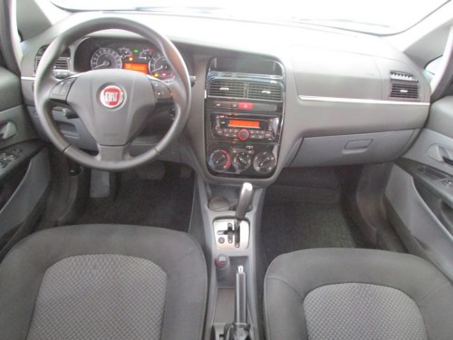 FIAT Linea 1.8 ESSENCE 16V FLEX 4P DUALOGIC 2013/2013