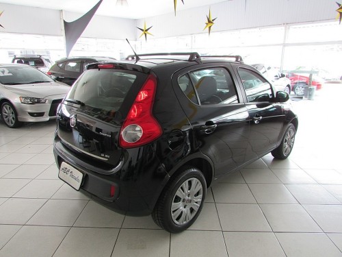 FIAT Palio 1.6 MPI ESSENCE 16V FLEX 4P DUALOGIC 2014/2015