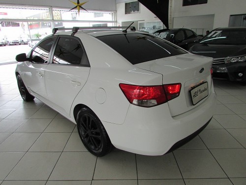 KIA CERATO 1.6 EX SEDAN 16V GASOLINA 4P MANUAL 2011/2012