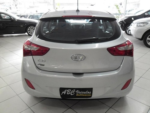 HYUNDAI I30 1.8 MPI 16V GASOLINA 4P AUTOMATICO 2014/2015