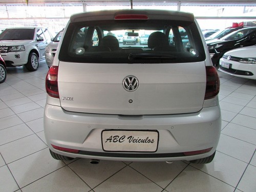 VOLKSWAGEN FOX 1.6 MI HIGHLINE 8V FLEX 4P MANUAL 2013/2014