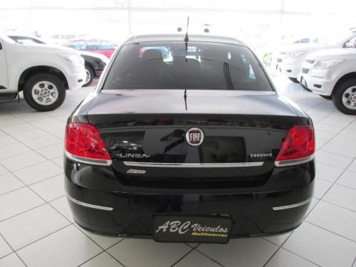 FIAT Linea 1.8 ESSENCE 16V FLEX 4P DUALOGIC 2013/2013