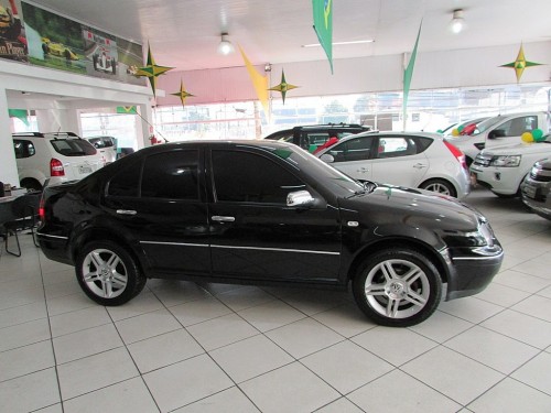 VOLKSWAGEN Bora 2.0 MI 8V GASOLINA 4P AUTOMÁTICO 2006/2007