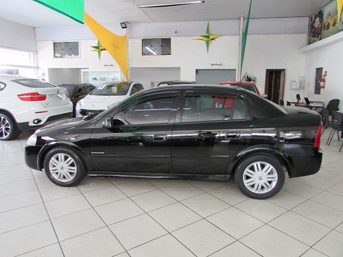 CHEVROLET Astra 2.0 MPFI ELEGANCE SEDAN 8V FLEX 4P AUTOMÁTICO 2005/2006