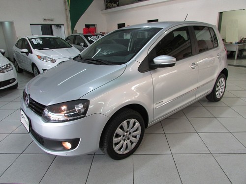 VOLKSWAGEN FOX 1.6 MI HIGHLINE 8V FLEX 4P MANUAL 2013/2014