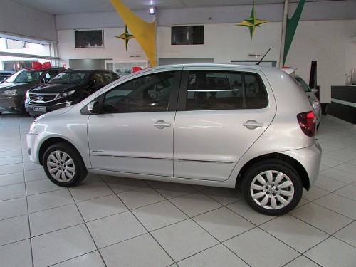 VOLKSWAGEN FOX 1.6 MI HIGHLINE 8V FLEX 4P MANUAL 2013/2014
