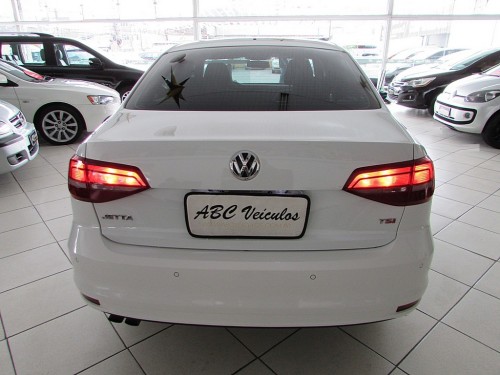 VOLKSWAGEN JETTA TRENDLINE 1.4 TSI 2015/2016