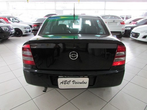 CHEVROLET Astra 2.0 MPFI ELEGANCE SEDAN 8V FLEX 4P AUTOMÁTICO 2005/2006